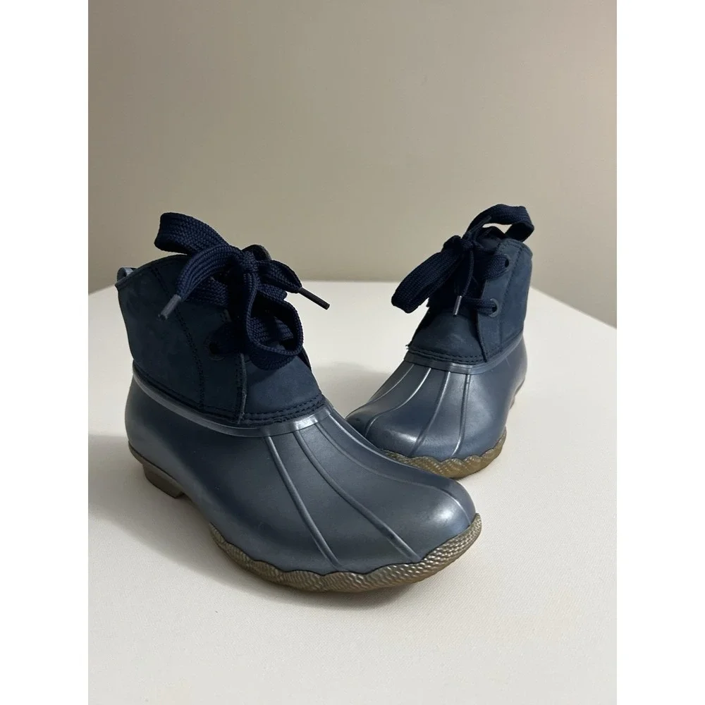 Sperry Women's Saltwater 2‑Eye Nubuck Duck Boots Navy Waterproof Size 8